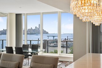1200 Ave at Port Imperial in Weehawken, NJ - Foto de edificio - Building Photo
