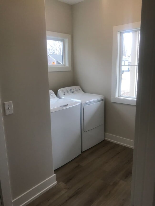 579 W Muskegon Ave in Muskegon, MI - Building Photo - Building Photo