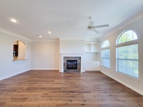 2416 La Branch St in Houston, TX - Building Photo - Building Photo