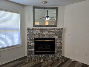 1745 S Fisk Ave in Springfield, MO - Building Photo - Building Photo