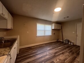 2208 Grady St in Albany, GA - Building Photo - Building Photo