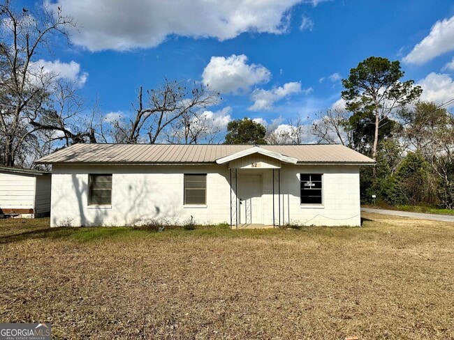 property at 526 Ware St