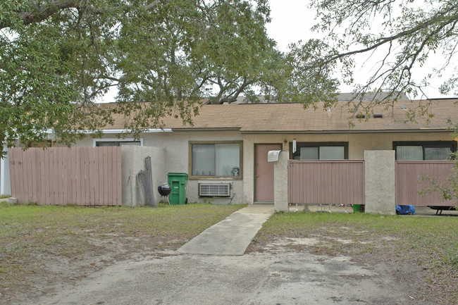 617 Virginia Oak Ct in Fort Walton Beach, FL - Building Photo - Building Photo