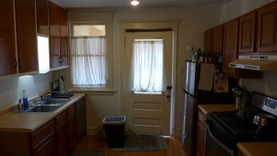 136 Elgin Ave in Forest Park, IL - Building Photo - Building Photo