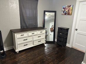 1707 8th Ave in Canyon, TX - Building Photo - Building Photo