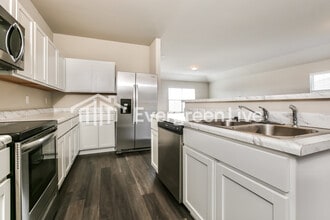 1071 Huntington Dr in Benton, AR - Building Photo - Building Photo