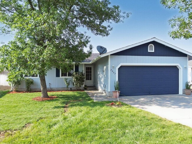 property at 2827 SW Pumice Ave