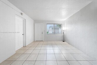 1210 NW 2nd St in Fort Lauderdale, FL - Building Photo - Building Photo