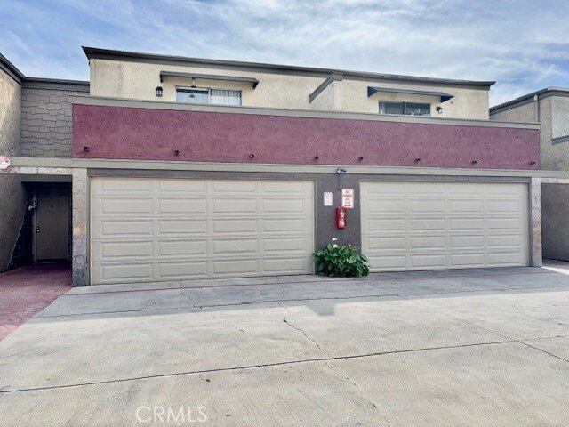 17181 Elm Lane, Unit 1 in Huntington Beach, CA - Building Photo - Building Photo