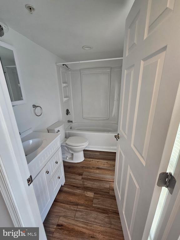 property at 683 Easton Rd