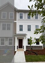 5108 Fir Tree Ln in Morrisville, NC - Building Photo