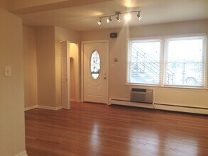 4700 N Ashland Ave in Chicago, IL - Building Photo - Building Photo