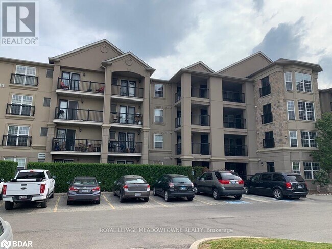1491-1491 Maple Ave