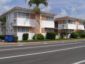 CAUBERY ON THE BEACH /SOGNIO DI MARE in Miami Beach, FL - Building Photo - Building Photo