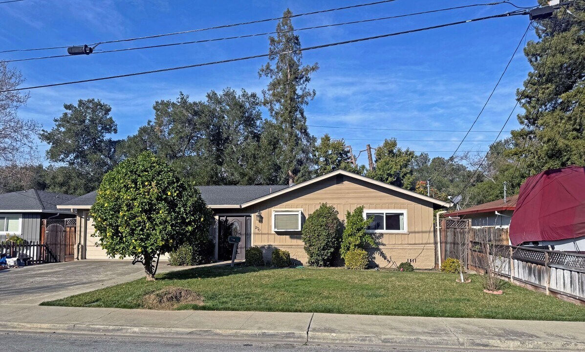 270 Rodonovan Dr in Santa Clara, CA - Building Photo