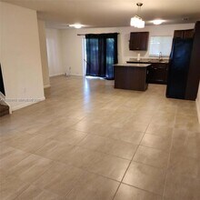 5331 SW 13th Ct in North Lauderdale, FL - Building Photo - Building Photo