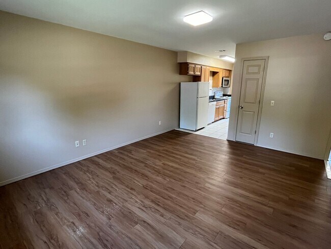 200 E K St in Russellville, AR - Building Photo - Building Photo