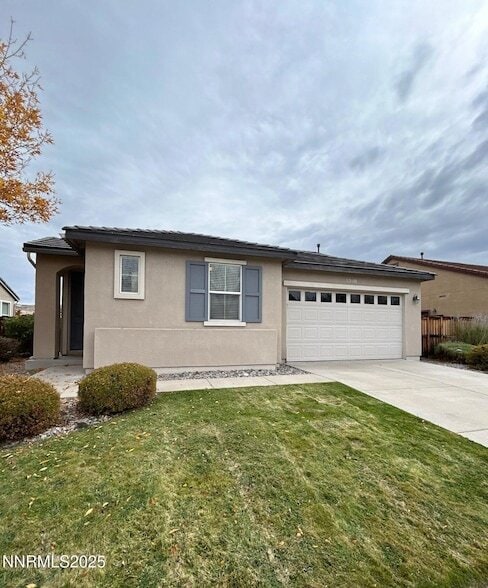 5398 Siltstone Way in Sparks, NV - Building Photo - Building Photo