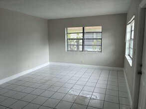 1329 NW 8th Ave in Fort Lauderdale, FL - Building Photo - Building Photo