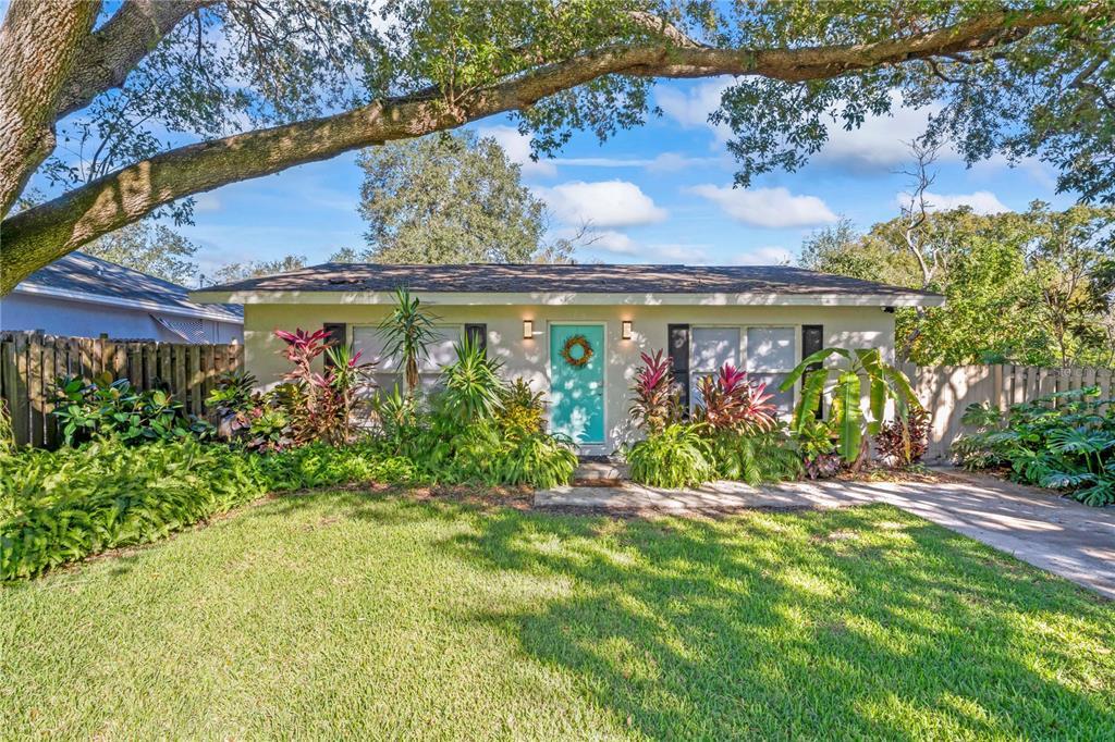 618 4th Ave NE in Largo, FL - Building Photo