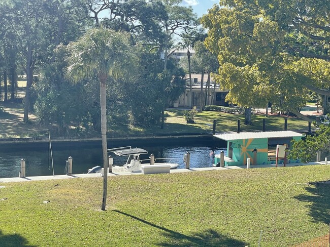 property at 1000 River Reach Dr