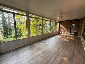 1600 Blodgett Rd in Mount Vernon, WA - Building Photo - Building Photo