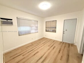 640 SW 5th St in Miami, FL - Building Photo - Building Photo