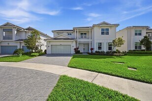 9334 Crestview Cir in Palm Beach Gardens, FL - Building Photo