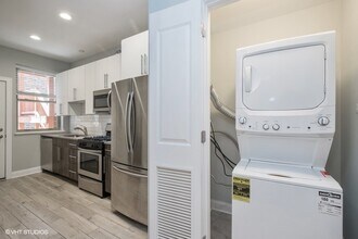 637 E 49th St in Chicago, IL - Building Photo - Building Photo