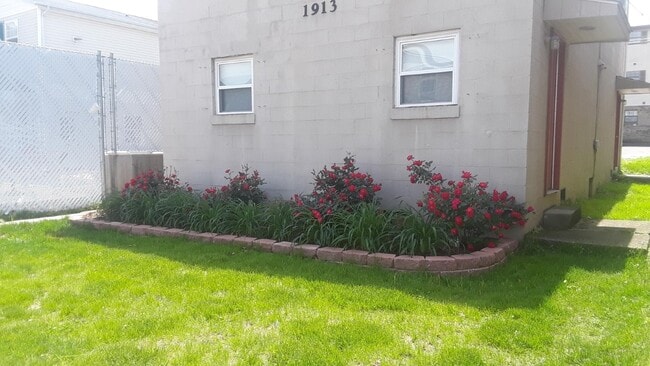 1913 6th Ave, Unit TWO