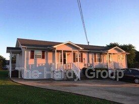 255 Sunshine Cir in Decherd, TN - Building Photo