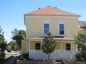 3456 N Downing St in Denver, CO - Foto de edificio - Building Photo