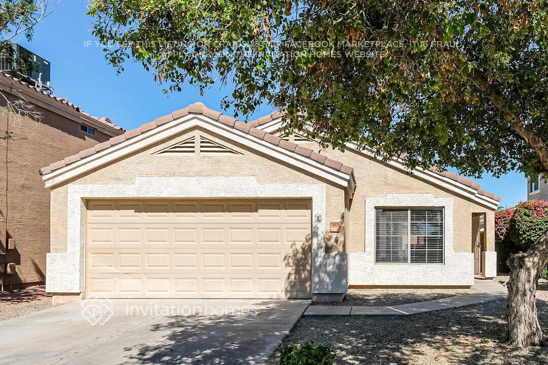 12470 W Redfield Rd in El Mirage, AZ - Building Photo