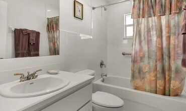 1395 Harwick St SW in Palm Bay, FL - Building Photo - Building Photo