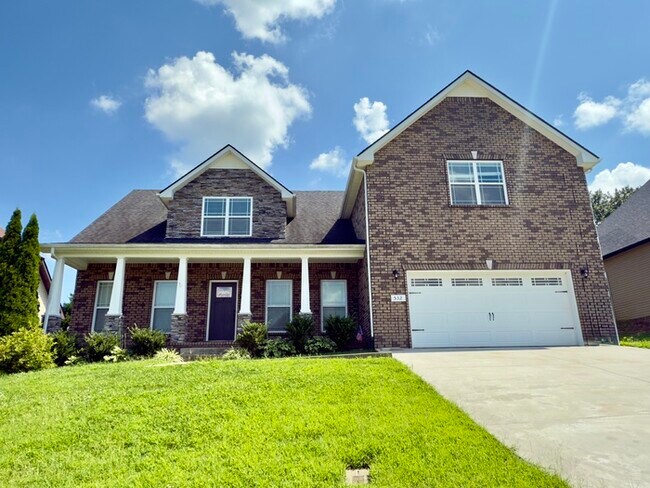 532 Larkspur Dr in Clarksville, TN - Building Photo - Building Photo