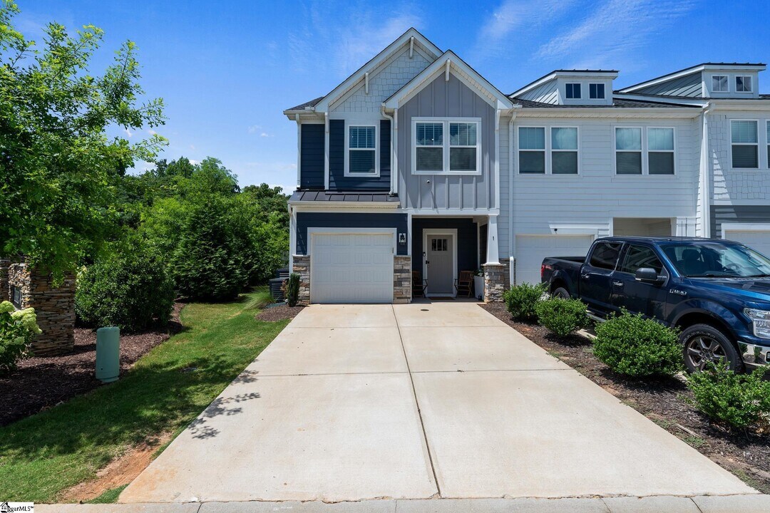 1 Meteora Way in Greenville, SC - Foto de edificio