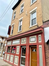 301 E Carson St, Unit #1 in Pittsburgh, PA - Building Photo - Building Photo