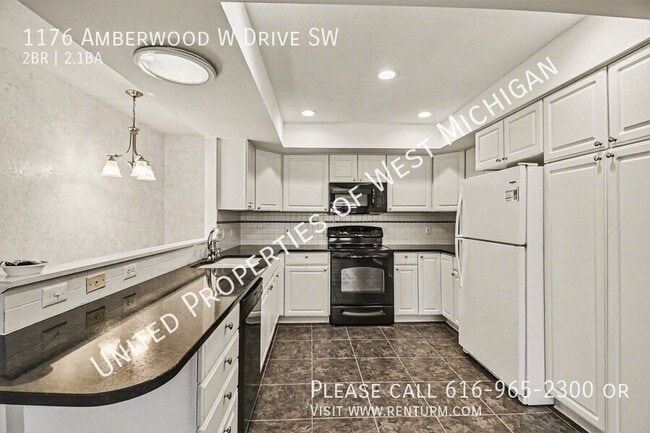property at 1176 Amberwood W Dr SW