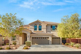 338 Azar Swan Ave in Las Vegas, NV - Building Photo - Building Photo