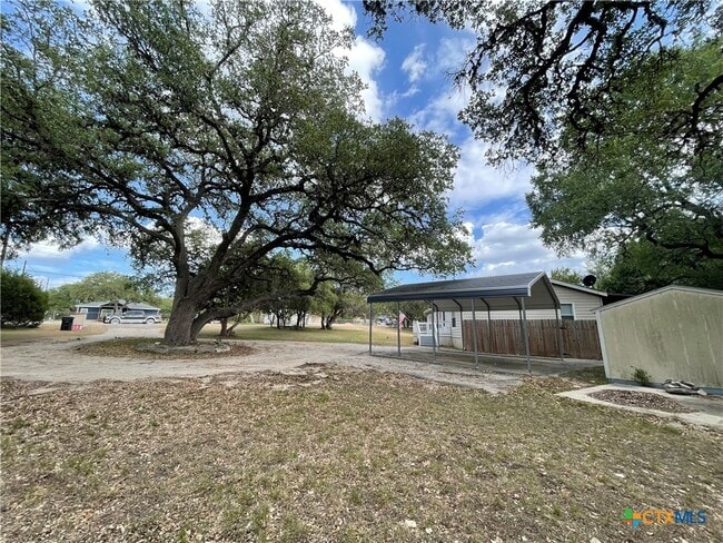 property at 542 Tom Creek Ln