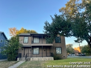 463 Bryn Mawr Dr in San Antonio, TX - Building Photo