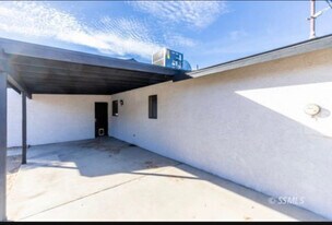 608 E California Ave in Ridgecrest, CA - Building Photo