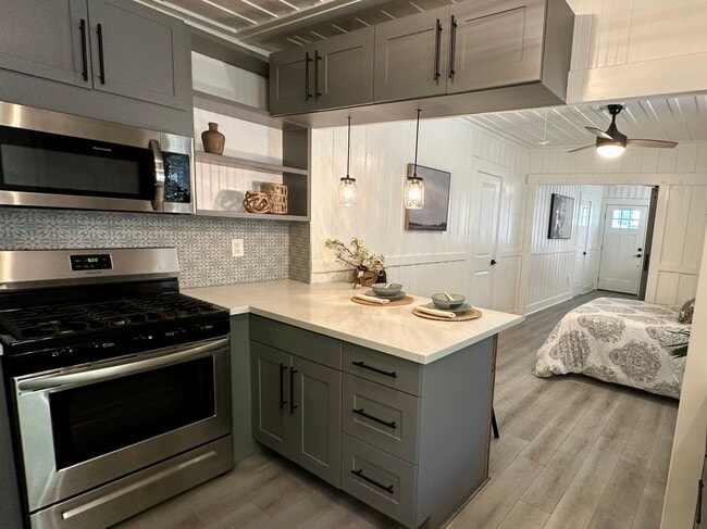property at 144 E Union Ave