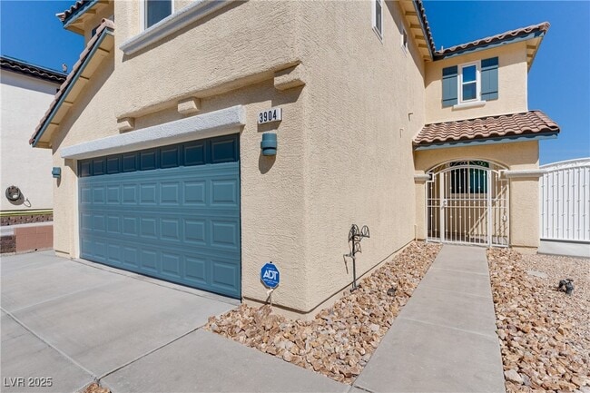 property at 3904 Shawnee Ridge St
