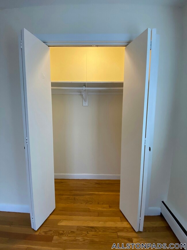 84 Gardner St, Unit 14 in Boston, MA - Building Photo - Building Photo