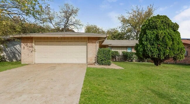 property at 718 Marlow Pl