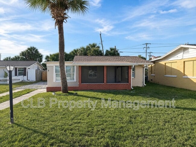 property at 3 River Dr