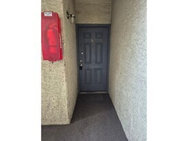 5038 El Camino Dr in Colorado Springs, CO - Building Photo