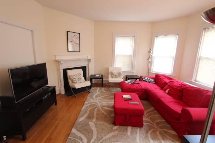 1537 Cambridge St in Cambridge, MA - Building Photo