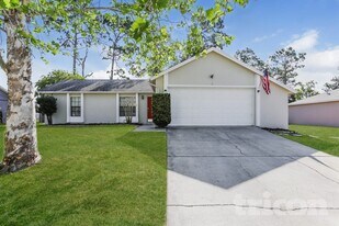 1778 Hazelton Ave in Deltona, FL - Building Photo